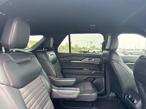Used 2026 Ford Explorer ST-Line AWD/4WD image 17