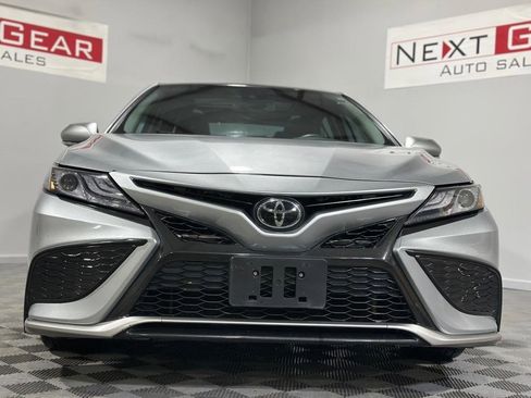 Used 2021 Toyota Camry XSE image 5