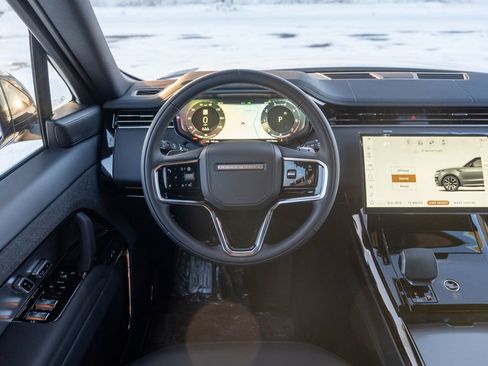 New 2026 Land Rover Range Rover Sport SE image 12