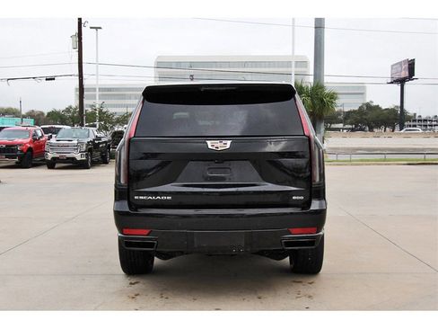 Used 2023 Cadillac Escalade Sport image 5