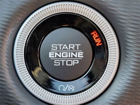 Certified 2023 Jeep Grand Cherokee L Laredo image 6