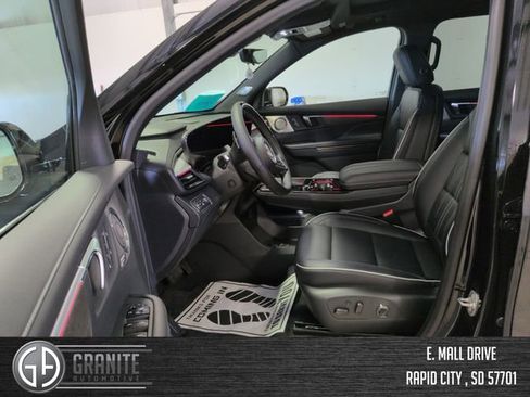 New 2026 Buick Enclave Avenir w/ Super Cruise Package AWD/4WD image 10