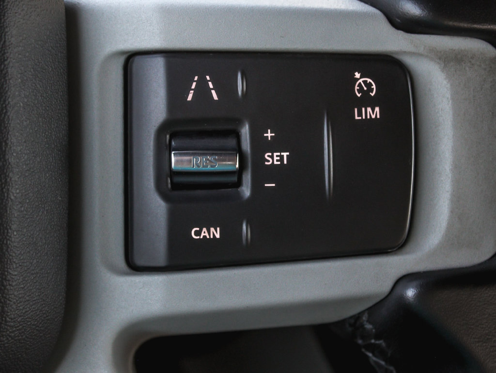Used 2021 Land Rover Defender 90 S AWD/4WD image 25