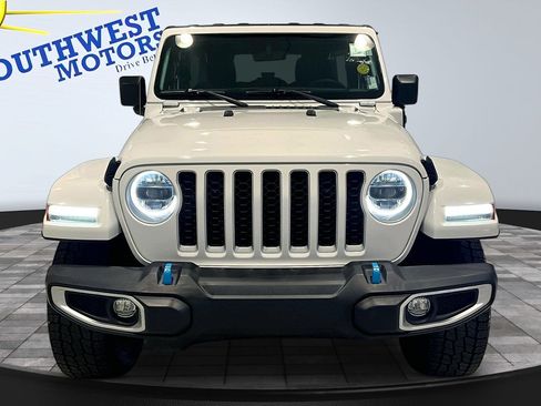 Used 2023 Jeep Wrangler Unlimited Sahara AWD/4WD image 2