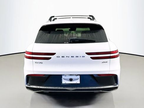 New 2026 Genesis GV70 2.5T Advanced image 6