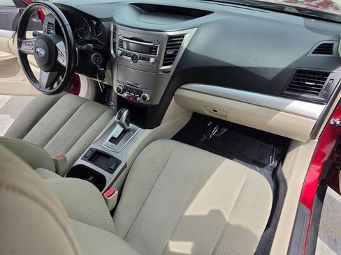 Used 2011 Subaru Outback 2.5i Premium AWD/4WD image 35