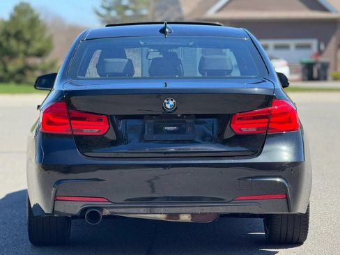 Used 2018 BMW 330i xDrive Sedan AWD/4WD image 7