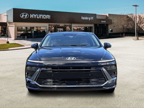 New 2026 Hyundai Sonata Limited FWD image 12