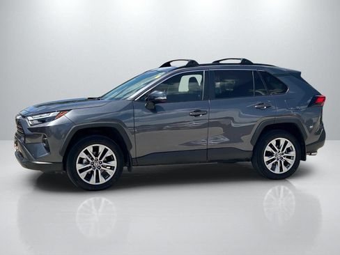Used 2023 Toyota RAV4 XLE Premium FWD image 8