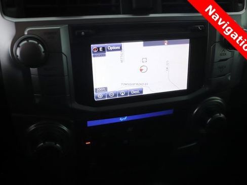 Used 2015 Toyota 4Runner Limited image 24