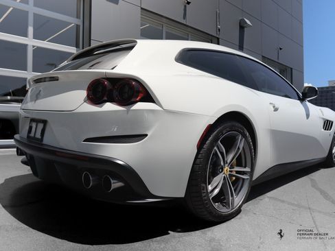 Certified 2018 Ferrari GTC4Lusso AWD/4WD image 6