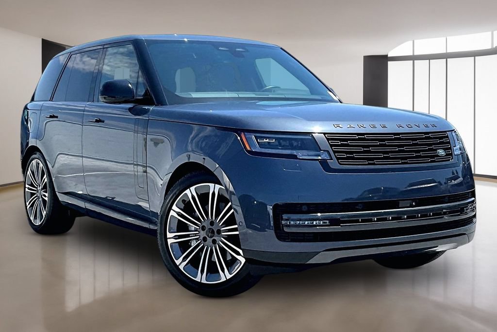 Used 2026 Land Rover Range Rover SE AWD/4WD image 3