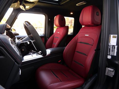 Used 2025 Mercedes-Benz G 63 AMG 4MATIC w/ Night Package Magno image 16