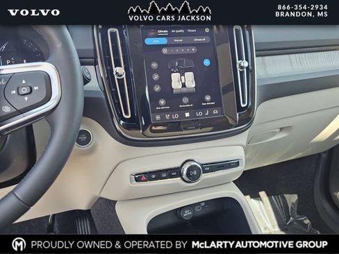 New 2026 Volvo XC40 B5 Plus w/ Protection Package Premier image 10