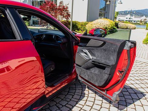 Used 2024 Ferrari Purosangue AWD/4WD image 52