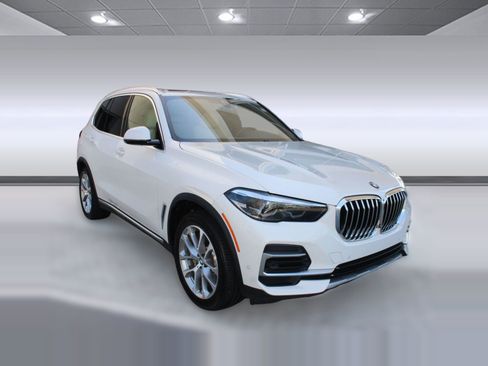 Used 2022 BMW X5 sDrive40i w/ Premium Package image 7
