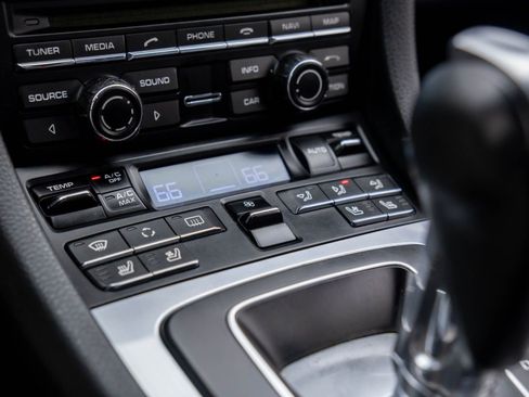 Used 2012 Porsche 911 Carrera S image 23