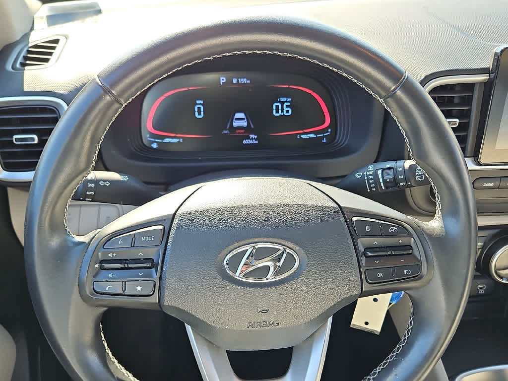 Used 2023 Hyundai Venue SEL FWD image 19