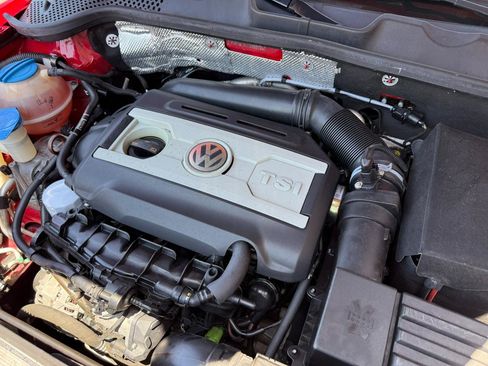 Used 2013 Volkswagen Beetle 2.0T FWD image 20