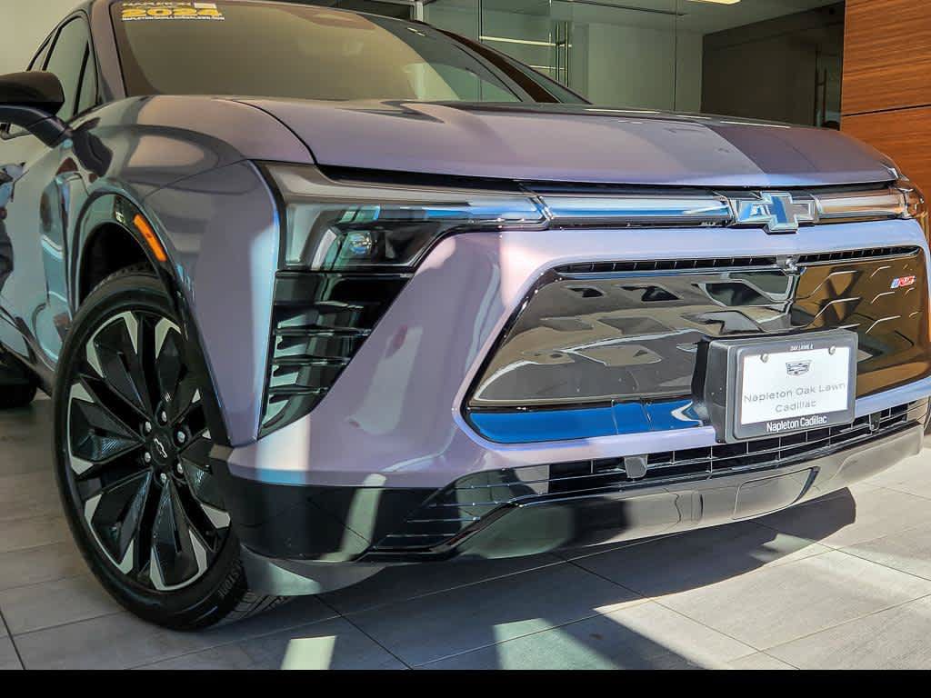 Used 2024 Chevrolet Blazer EV RS AWD/4WD image 2
