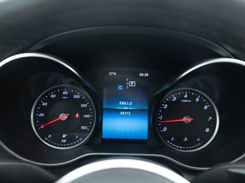 Used 2019 Mercedes-Benz C 300 Sedan image 33