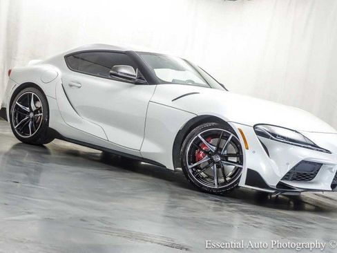 Used 2021 Toyota Supra Premium w/ Driver Assist Package RWD image 4