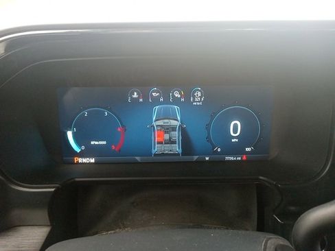 Used 2023 Ford F250 Lariat w/ Sport Appearance Package image 9