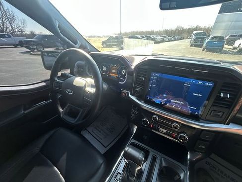 Used 2022 Ford F150 Lariat image 11