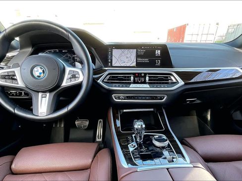 Certified 2023 BMW X5 xDrive45e w/ Executive Package image 16