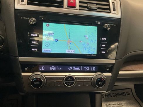 Used 2016 Subaru Outback 2.5i Limited AWD/4WD image 21