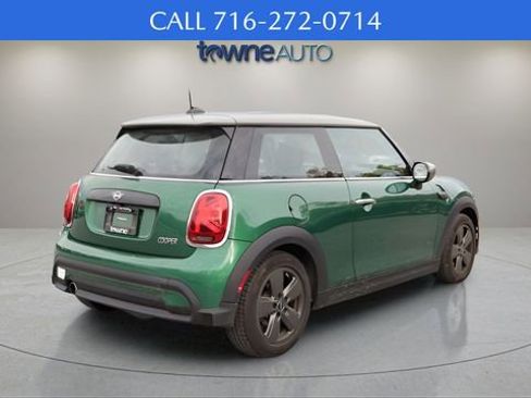 Used 2023 MINI Cooper 2-Door Hardtop image 5