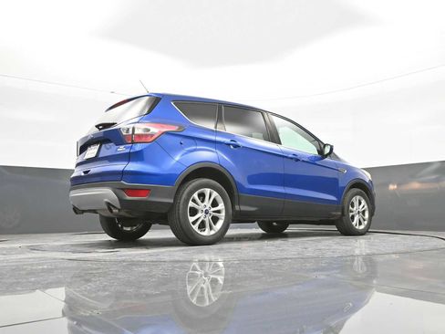 Used 2017 Ford Escape SE image 33