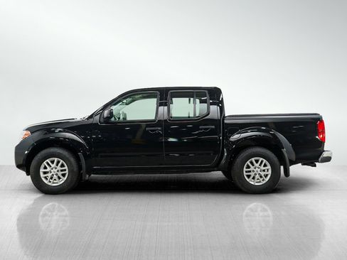 Used 2017 Nissan Frontier SV w/ SV Value Truck Package AWD/4WD image 2