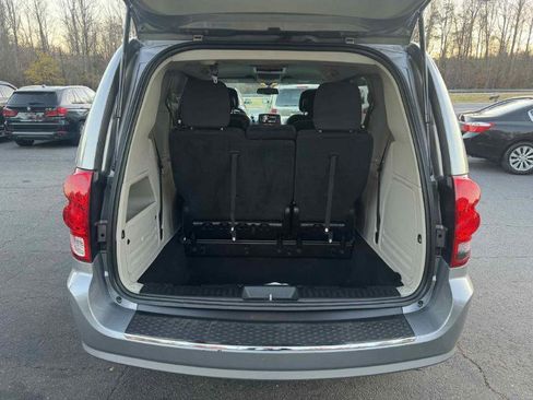 Used 2016 Dodge Grand Caravan SE w/ Quick Order Package 29E SE image 21