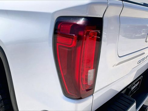 Used 2021 GMC Sierra 1500 Denali AWD/4WD image 29