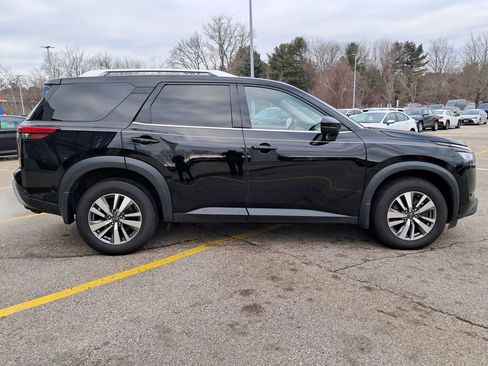 Used 2022 Nissan Pathfinder SL image 6