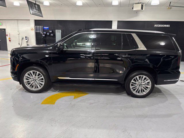 Used 2025 Cadillac Escalade Premium Luxury AWD/4WD image 3