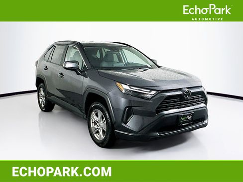Used 2025 Toyota RAV4 XLE image 1