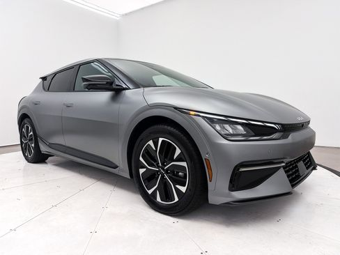 Used 2023 Kia EV6 GT-Line w/ GT-Line Suede Seat Package image 14