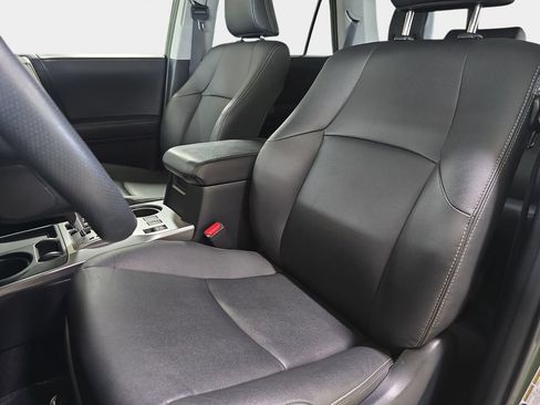 Used 2022 Toyota 4Runner TRD Sport w/ Technology Package RWD image 17