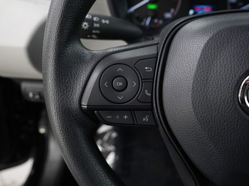 Used 2025 Toyota Corolla LE image 22