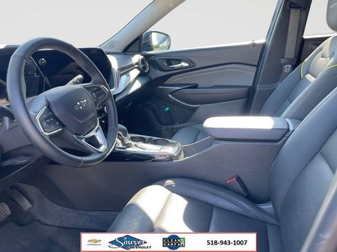 Used 2024 Chevrolet Trax ACTIV w/ Driver Confidence Package FWD image 10