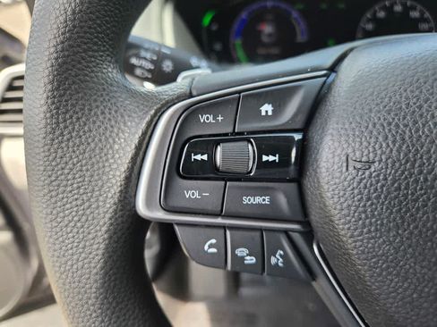 Used 2018 Honda Accord Hybrid image 21