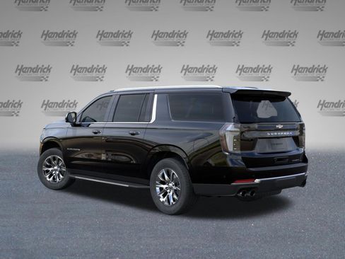 New 2026 Chevrolet Suburban Premier RWD image 5