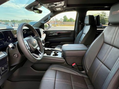 New 2025 Chevrolet Tahoe High Country image 8