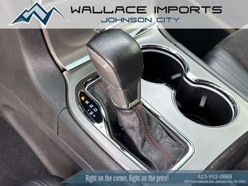 Used 2020 Jeep Grand Cherokee Altitude AWD/4WD image 17