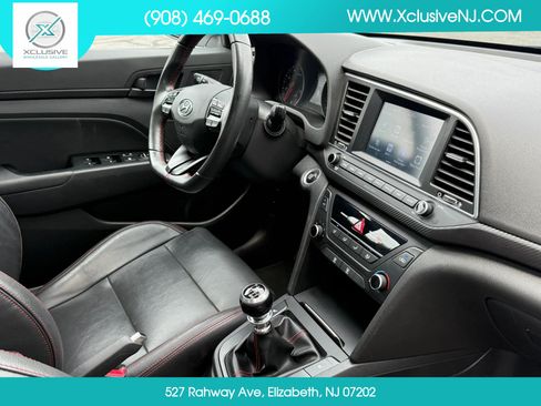 Used 2018 Hyundai Elantra Sport FWD image 22