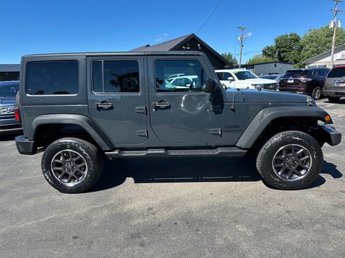 Used 2016 Jeep Wrangler Unlimited Sport w/ Quick Order Package 24S AWD/4WD image 4