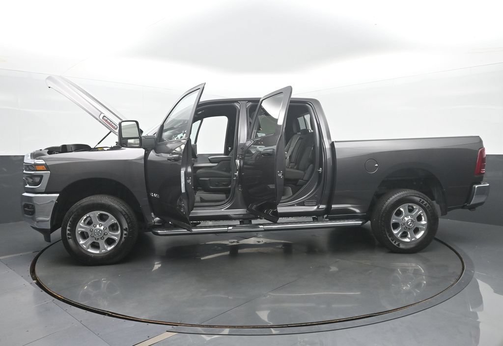 Used 2025 RAM 2500 Big Horn AWD/4WD image 60