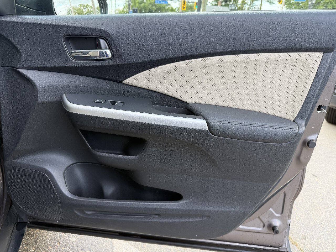 Used 2015 Honda CR-V EX-L image 25